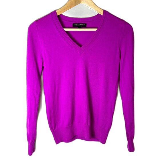Banana Republic Orchid Pink Merino Wool V-Neck Long Sleeve Sweater Size S - Picture 3 of 9